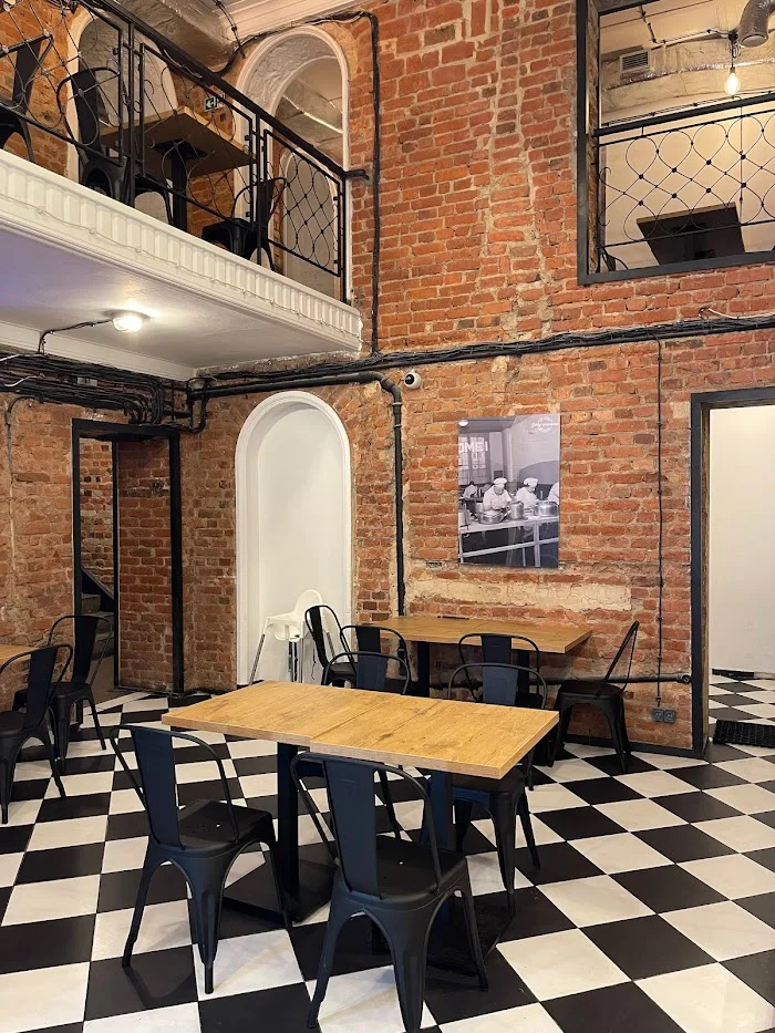 Bar Mleczny Jakby luksusowo - Restauracja Warszawa