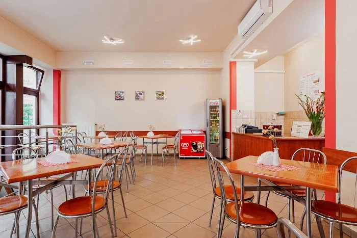 Bar Uniwersytecki | Student Canteen - Restauracja Kraków
