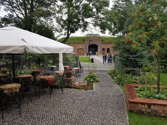 Cafe "Na Trakcie" - Kawiarnia Poznań