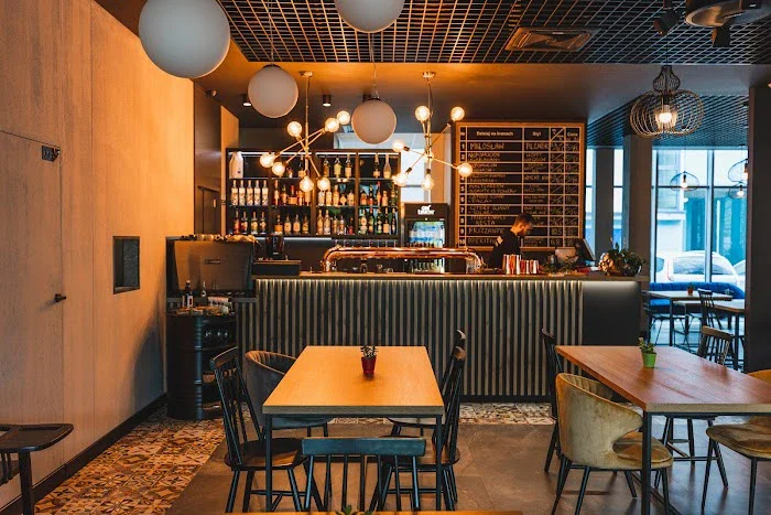 Centralka • Nowohuckie Bistro - Restauracja Kraków Centralka • Nowohuckie Bistro - Restauracja Kraków