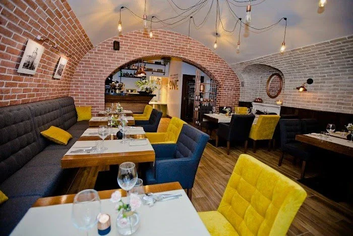 Chapter One by Piotr Kwiatosz- Private Dining - Restauracja Lublin Chapter One by Piotr Kwiatosz- Private Dining - Restauracja Lublin