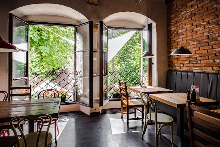 Fabryka Pizzy Kraków Floriańska - Restauracja