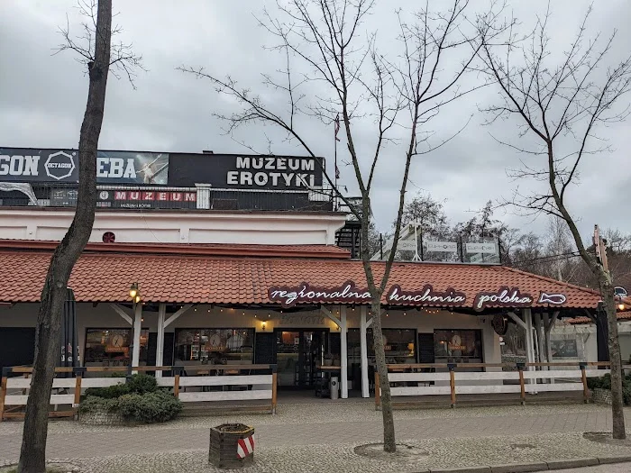 i Pracownia HonoTu - Restauracja Łeba