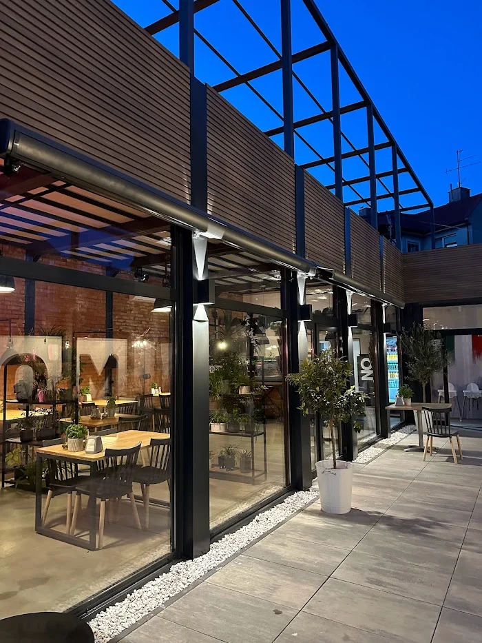 IMOLA Pizza we Włoskim Stylu - Restauracja Władysławowo