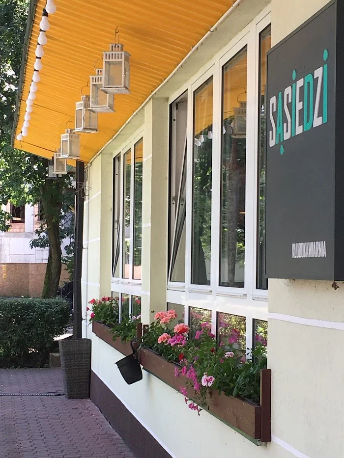 Klubokawiarnia "Sąsiedzi' w Warszawie - Restauracja Warszawa