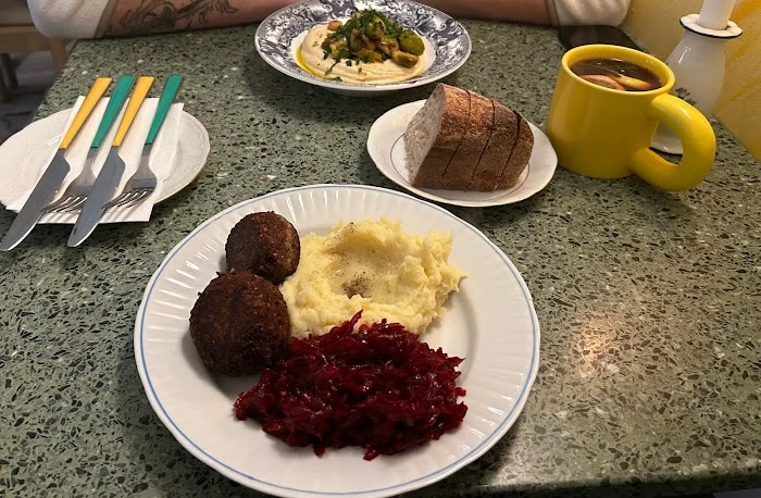 Korzenie Kuchnia Roślinna - Restauracja Szczecin