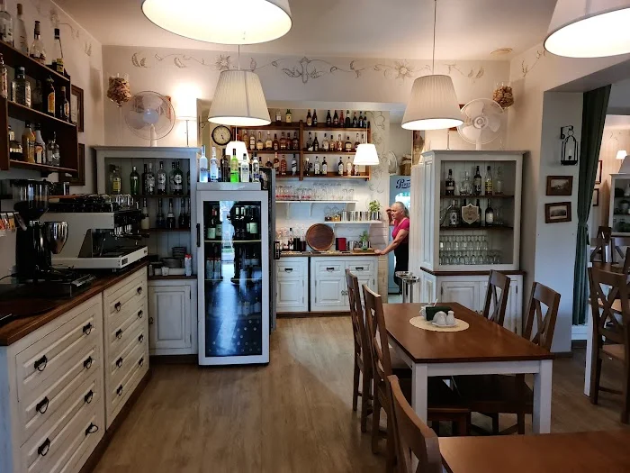 Mała Szwajcaria - Restauracja Zakopane Mała Szwajcaria - Restauracja Zakopane