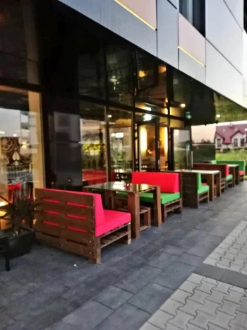 Manzana Restaurant