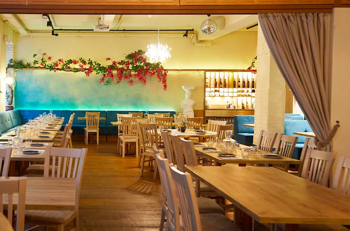 MEZE by Teo Vafidis & Sons - Restauracja Warszawa