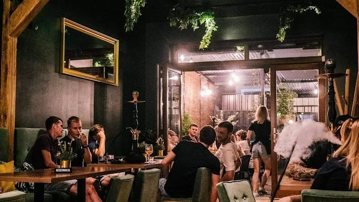 MniejWięcej Cocktail & Shisha - Restauracja Bydgoszcz