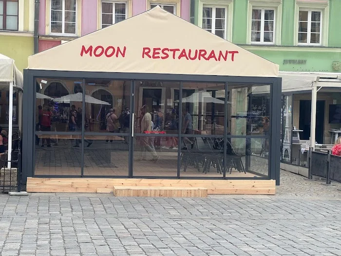 Moon restaurant - Restauracja Wrocław