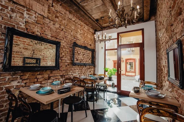 NASZA Wodna 12 - Restauracja Poznań