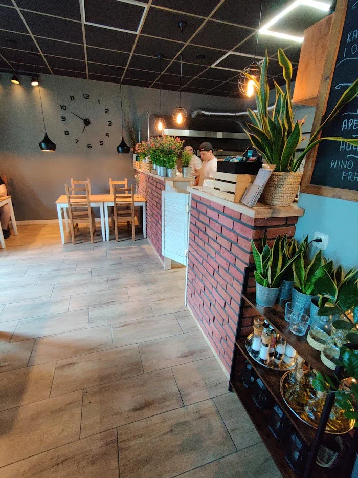 Pizzeria Dworska - Restauracja Warszawa Pizzeria Dworska - Restauracja Warszawa