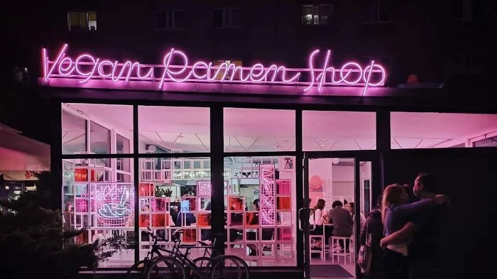 Vegan Ramen Shop Muranów - Restauracja Warszawa
